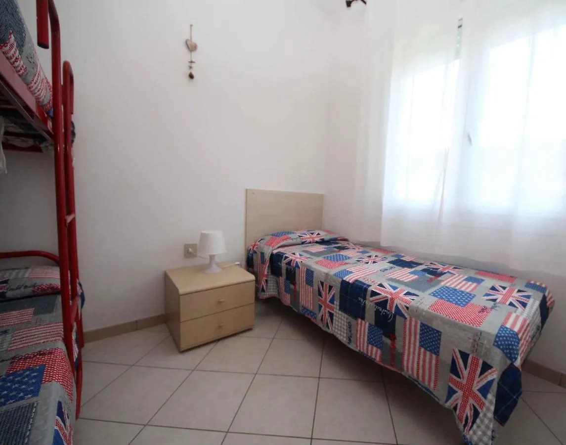 Apartment In Rosolina Mare 24855
