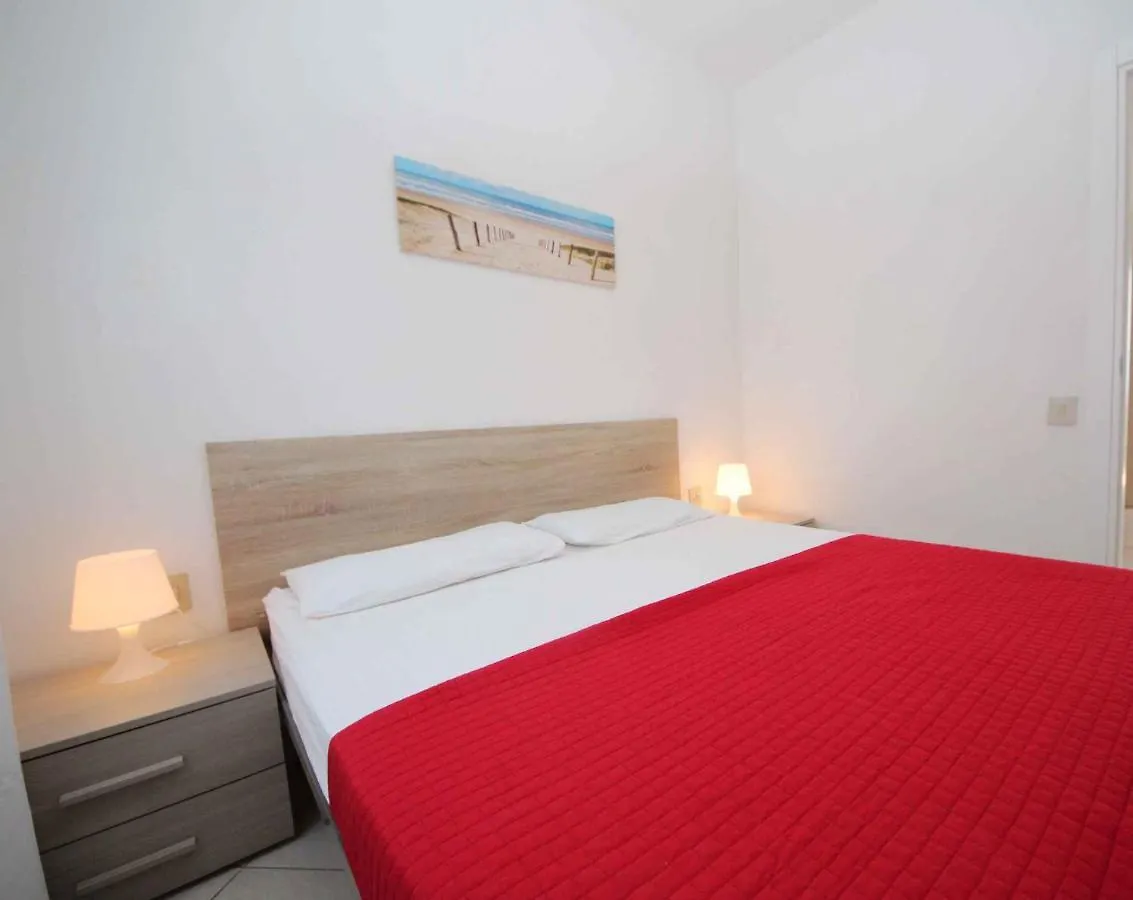 Apartment In Rosolina Mare 24855