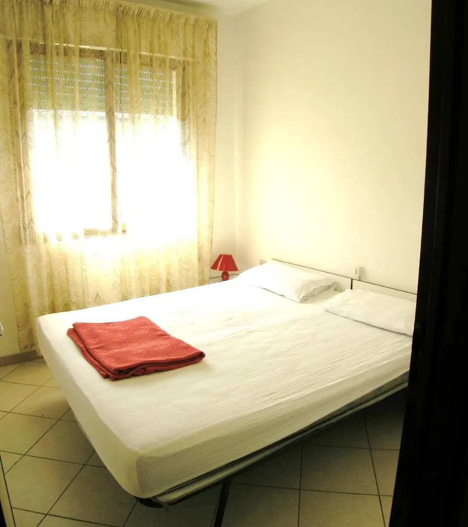 Apartment In Rosolina Mare 24855