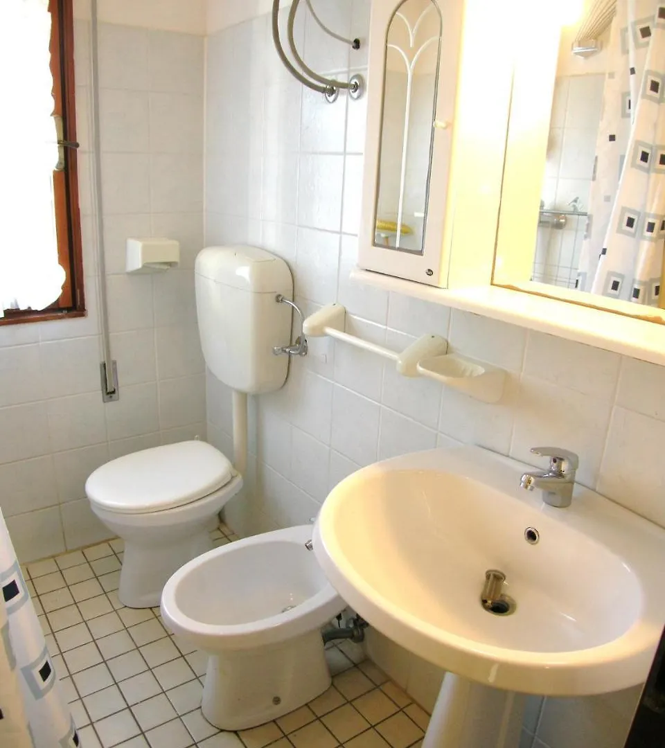 Apartment In Rosolina Mare 24855